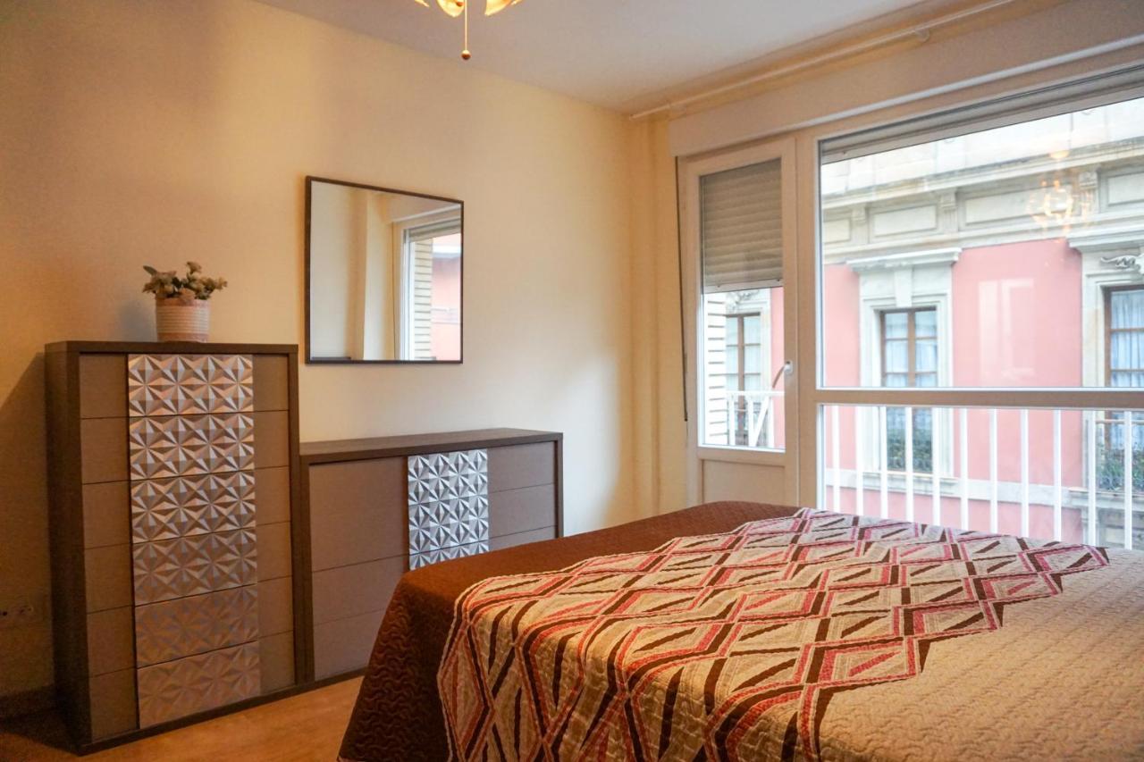 Apartamento Centrico Y Proximo A La Playa Apartment Хихон Екстериор снимка